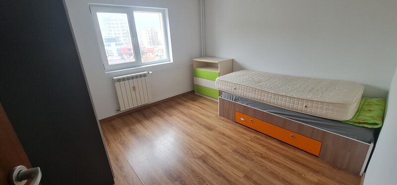 Decebal 3 Camere Decomandat, parcare 2 locuri ,